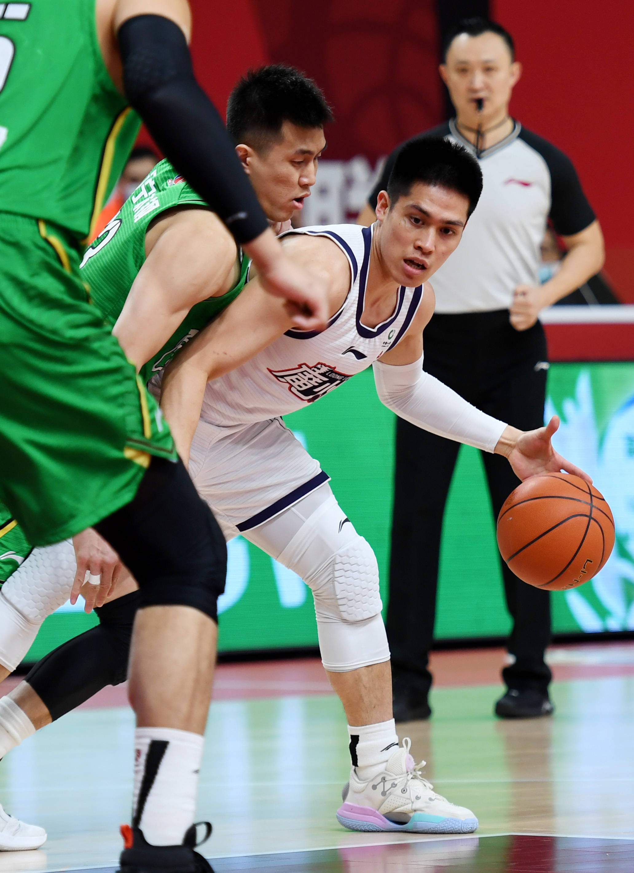 篮球cba第二阶段时代中国广州对阵辽宁本钢