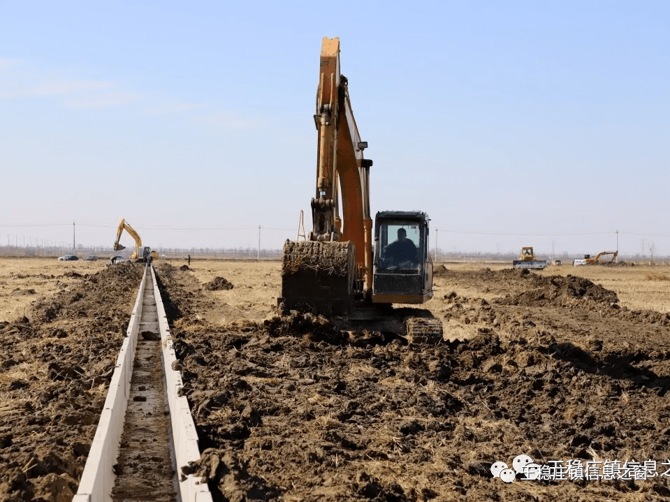 对其周边环境进行整体提升,完成建新村口1320余平米土地平整,种植山