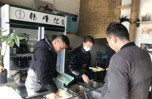 老总们吃快餐_吃快餐图片真实照片