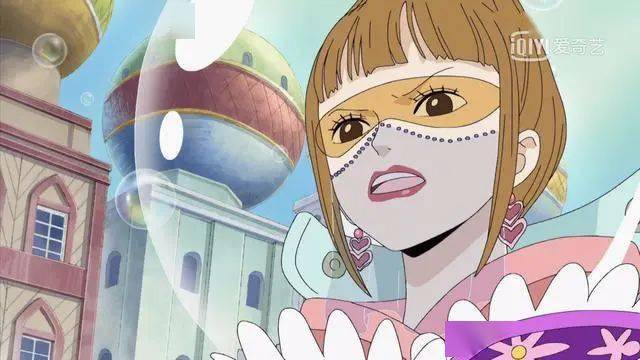 王》中天龙人是世界贵族,拥有至高无上的权力地位,居住在圣地玛丽乔亚