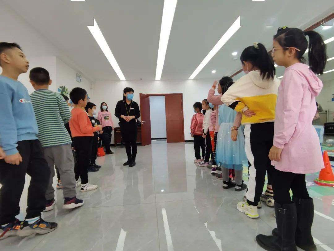 安全护成长平安创未来 新泰道社区开展儿童平安自护运动会 未成年人 安全护成长平安创未来 新泰道社区开展儿童平安自护运动会 未成年人