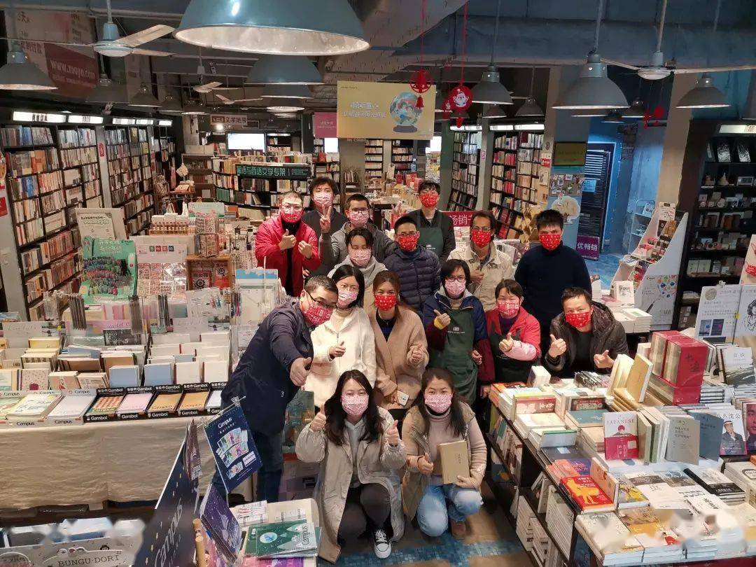 店庆学而优书店28岁啦人与书店的美景变数会有时气数无尽期