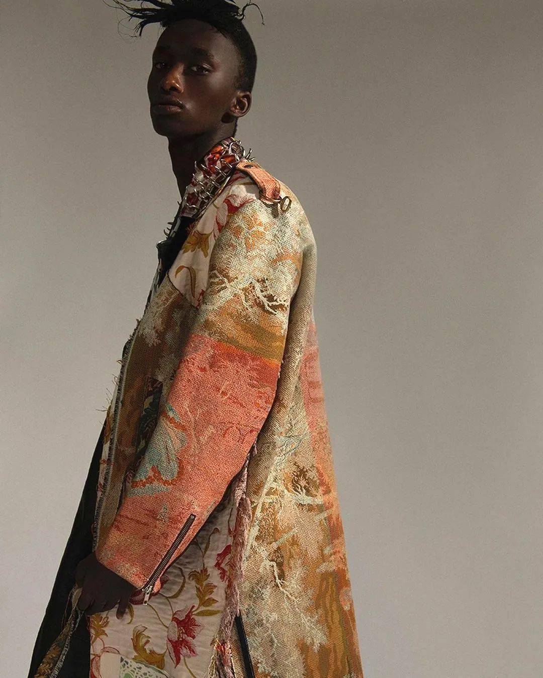 反差到底有多大张力朋克诗人juliaballardt展示亚文化之中的美