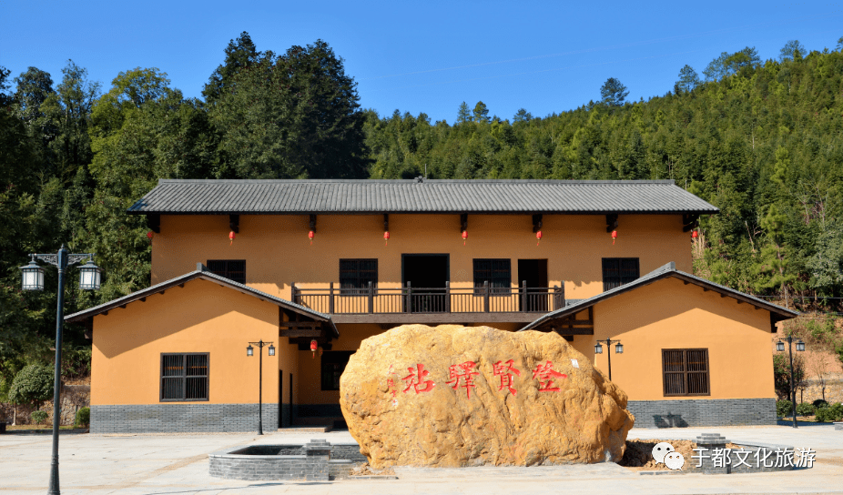 于都红军小镇游客中心即将投入运营