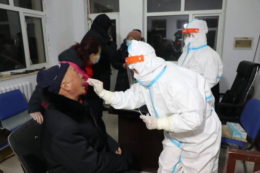 我区开展全员核酸检测工作_崇礼