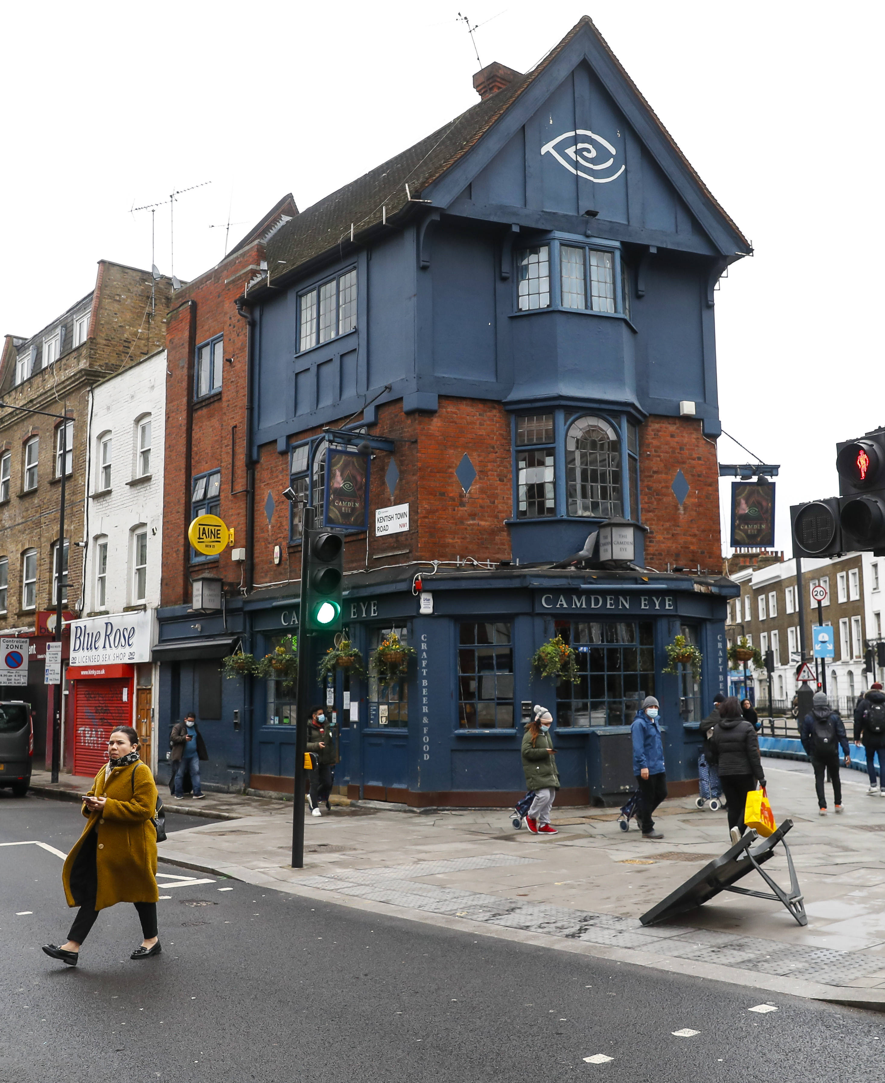 英国累计新冠死亡病例超9万例