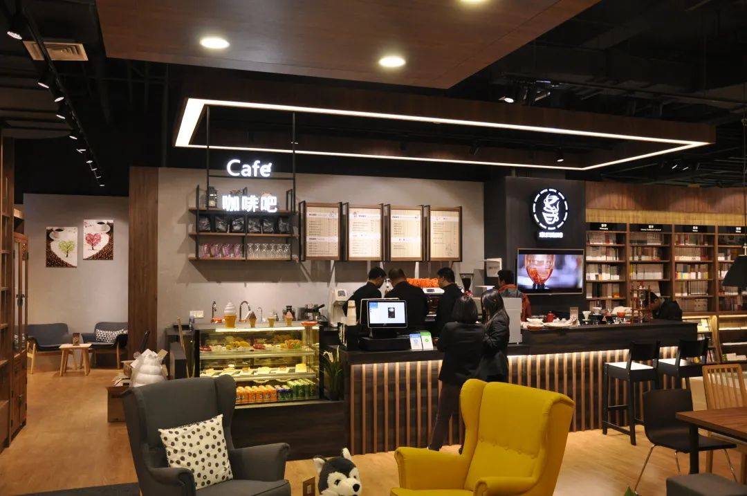 咖啡阅读文化好书店好咖啡∣新华书店日月光店的故事