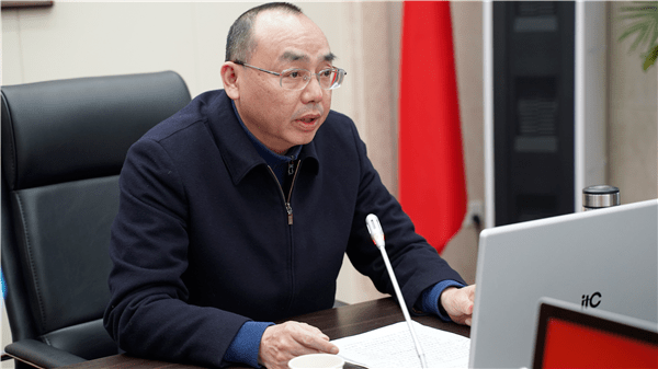 市委常委,组织部部长 梁 仲梁仲指出,2020年全体组工干部共克时艰,真