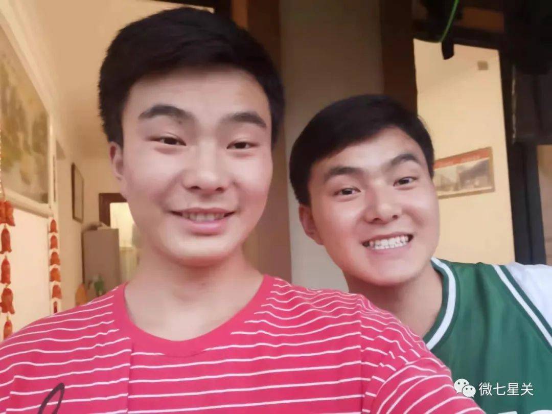 清华北大复旦柏杨林的骄傲出了600多个大学生