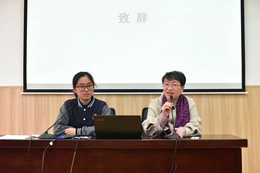 文明实践延安学子伊顿志愿者加盟新泾15分钟生活圈迎来新势力