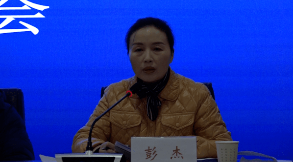 万年县教体局召开期末教学质量抽测暨中小学校长工作会议