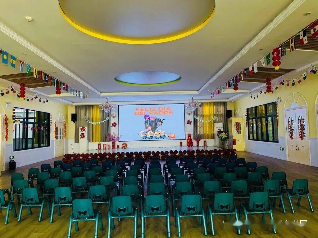 伟才幼儿园小小电影院开播啦丨湖北潜城伟才幼儿园