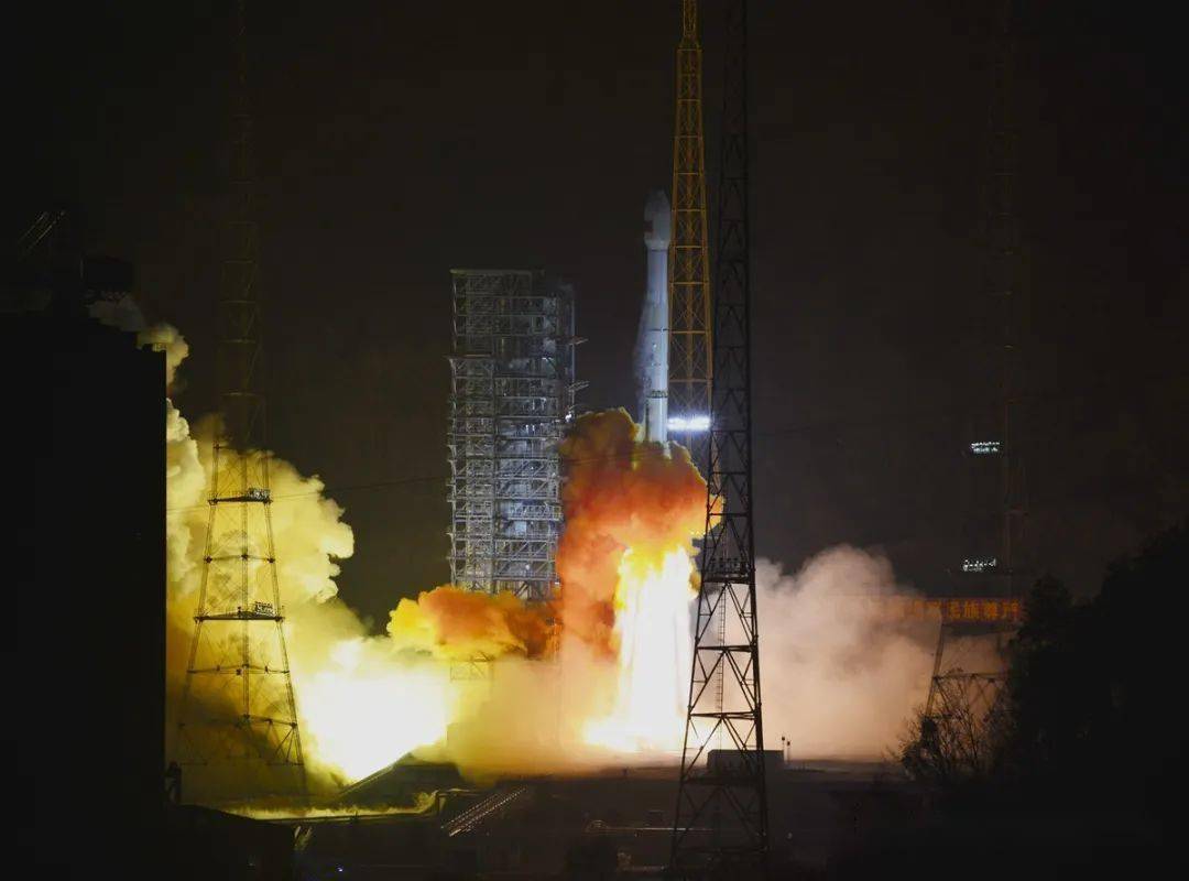 2021宇航首飞长三乙成功发射天通一号03星