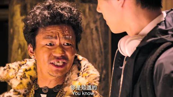 唐人街探案唐仁满嘴跑火车嘴里一句实话也没有太逗了
