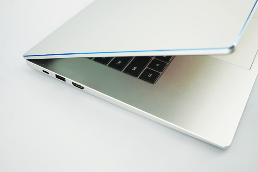 全面屏极致纤薄荣耀笔记本magicbook15图赏