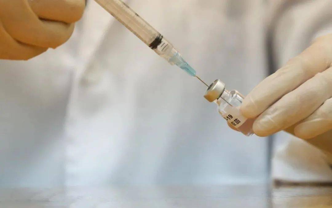 佛系抗疫一周年清零无望团年饭要分台吃预计农历年后为市民接种疫苗