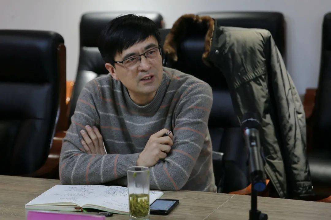 专家讲座篇特级教师,特级校长周凤林作"学校德育顶层设计的理论与实践