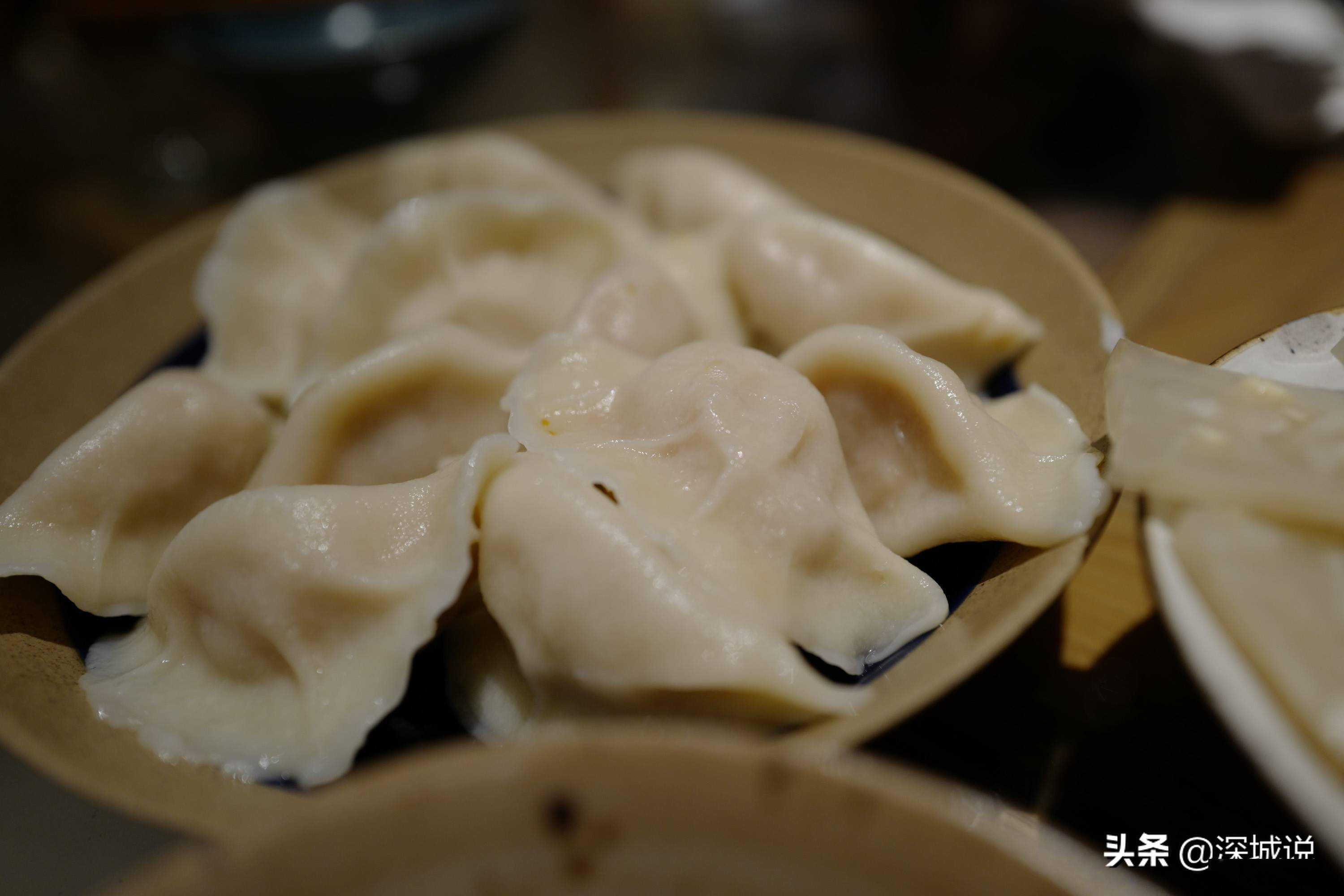 深圳深夜食堂的代表店之一海胆饺子鲜美配小酒更佳