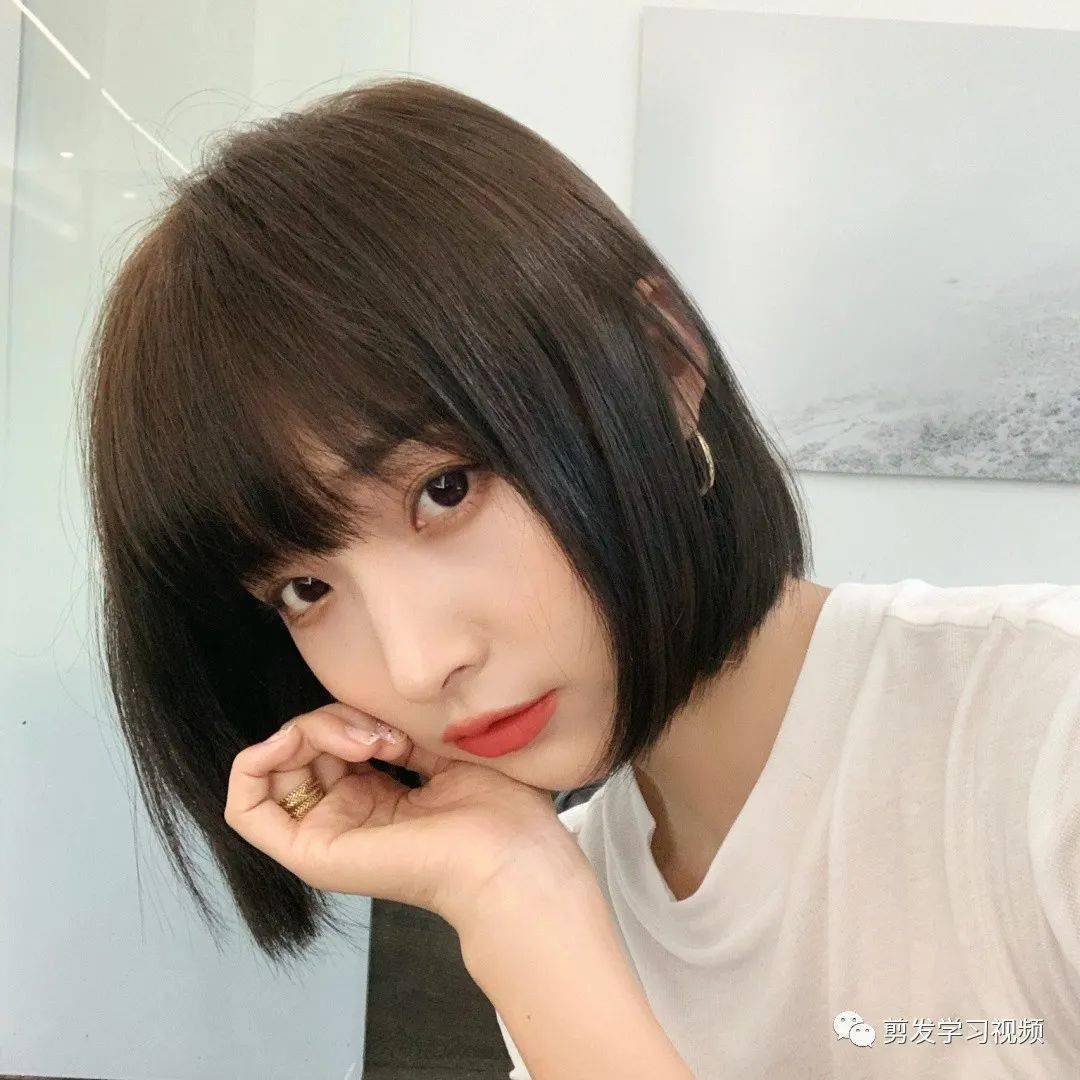 2021流行免打理网红一刀切短发100款