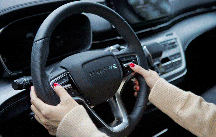 可萌可飒的小姐姐纷纷成为"国潮新赢家"!