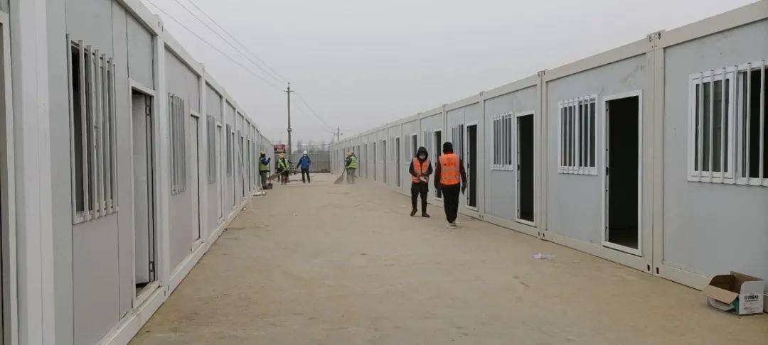 津门楚商商会副会长单位京开建设集团驰援河北南宫建方舱医院