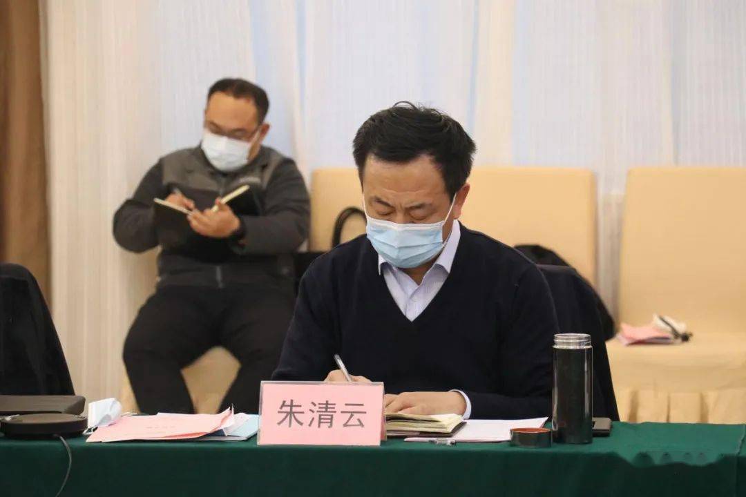 副市长朱清云
