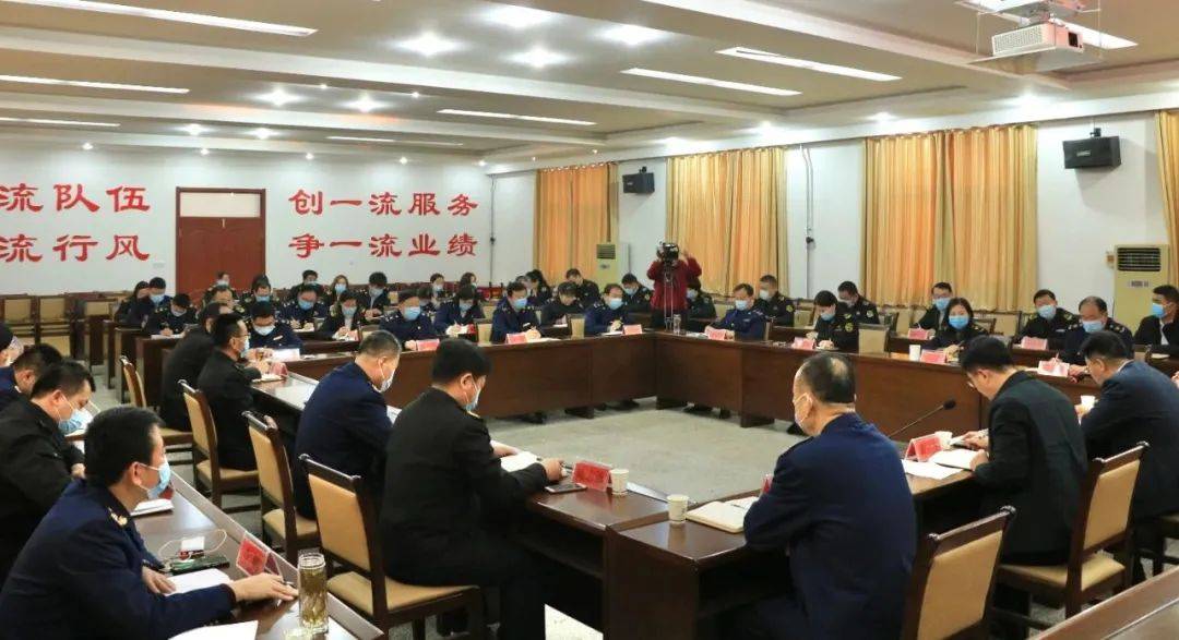 乔玉华到县市场监督管理局宣讲党的十九届五中全会精神