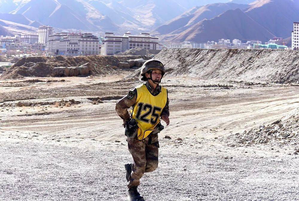 时光荏苒,一转眼我来到77611部队已经快5个月,部队的生活很紧凑也很