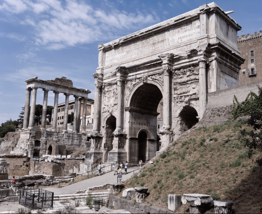 的凯旋门样式;古罗马广场建筑群复原图作为罗马建筑最大的特点和成就