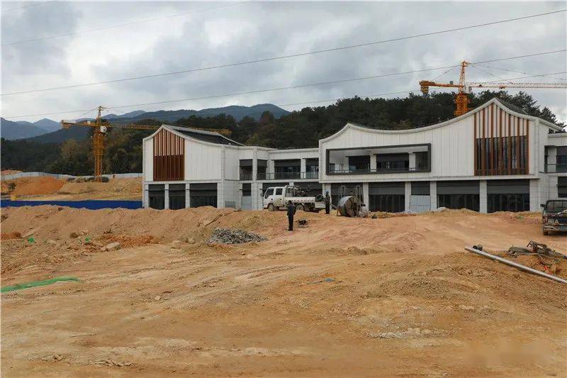 闽侯海丝时尚居艺小镇项目进展情况,井下村乡村振兴建设情况,并在白沙