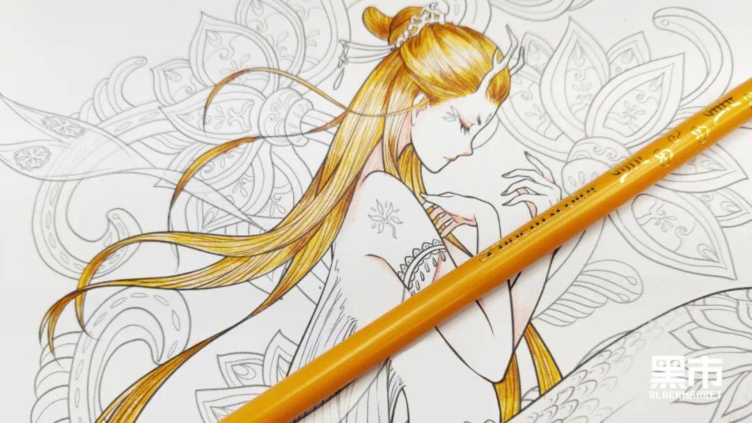 在b站,有300万人看他画王冰冰.