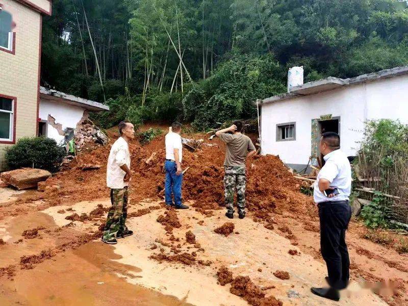 點贊丨彭澤4人獲2020年度優秀地質災害群測群防員_楊梓鎮