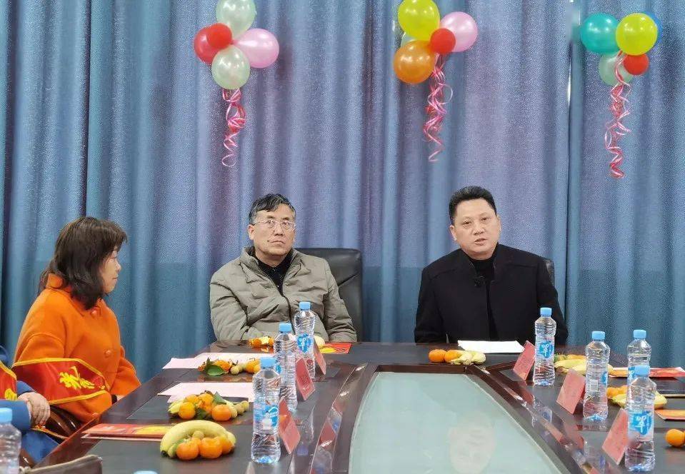 岁月如歌 感谢有你||新钢中学举行教职工光荣退休欢送会:特别的爱给