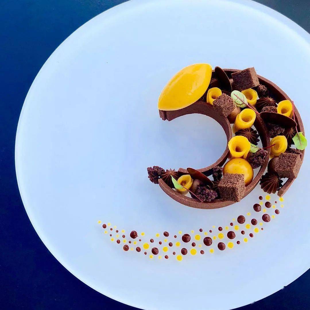 码住盘式甜点的9个小技巧!41款作品告诉你那些仪式感满分的甜点!