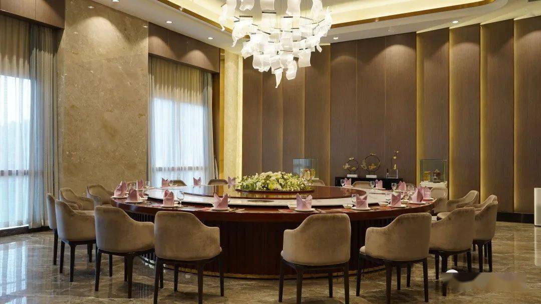 二十多年老字号鸿福山庄坚持为大众创造家一样的享受