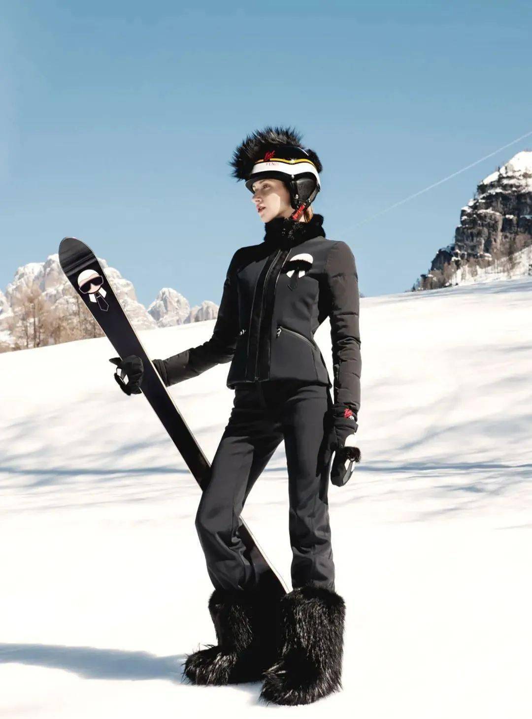 香奈儿滑雪服连体图片