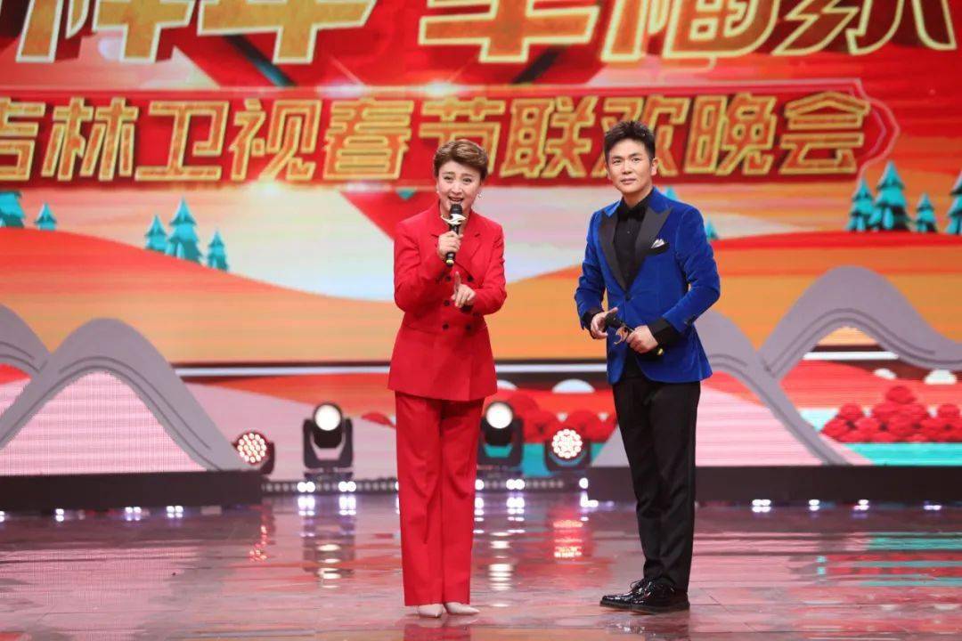 听说闫学晶和张晓龙在吉林春晚现场打起来了什么情况