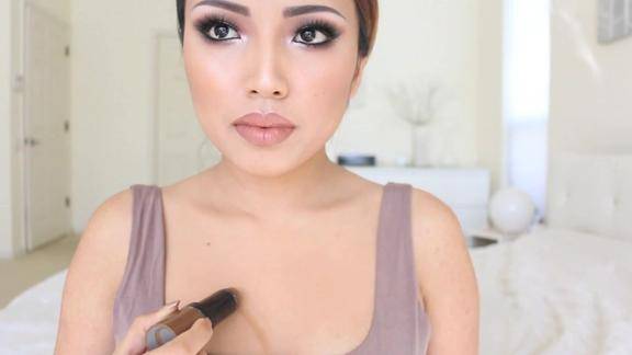 胸小怎么办用这个化妆技巧以假乱真让你秒变女神