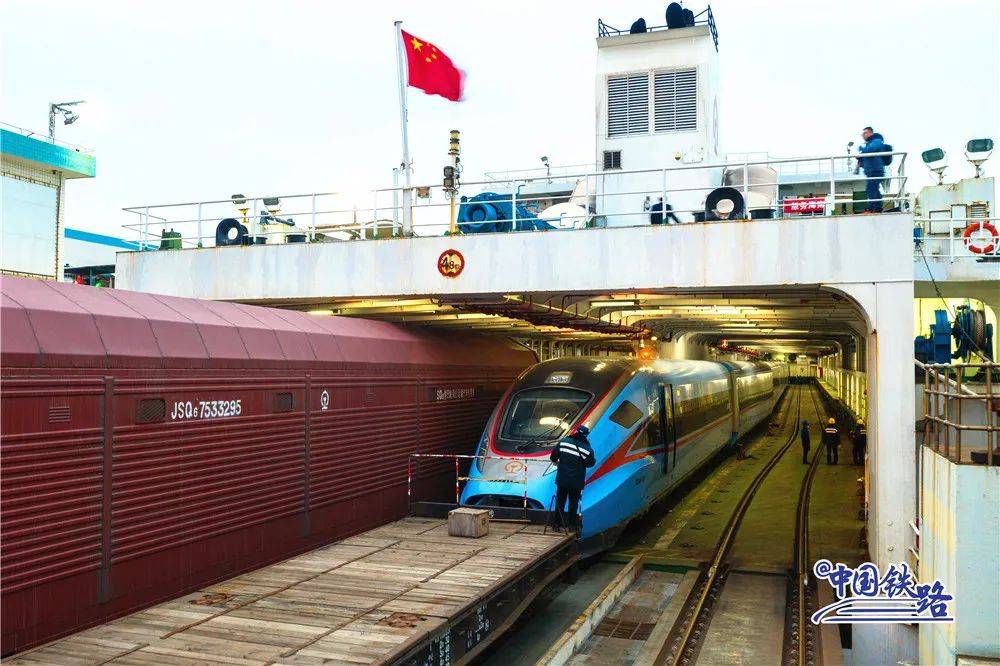海南环岛火车图片