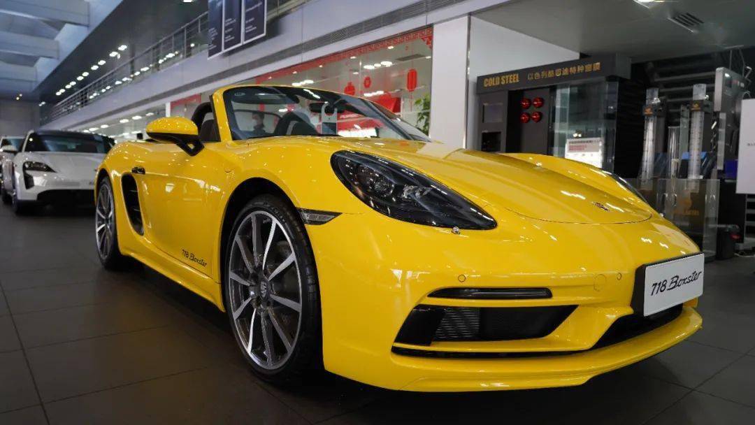 现车推介718boxster保时捷独家选配打破日常的乏味无聊