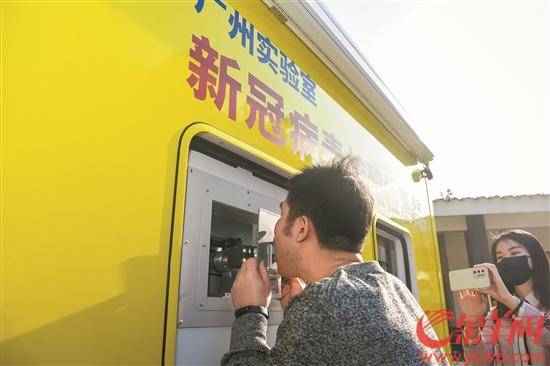 防控|“猎鹰号”和“轻骑兵” 两大移动核酸检测车亮相