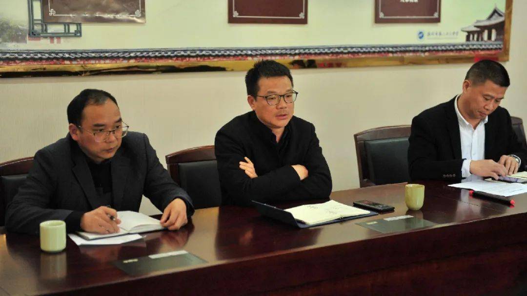 汇报自2020年在区教育局的牵头下,温州二中与温二十三中结对办学已经