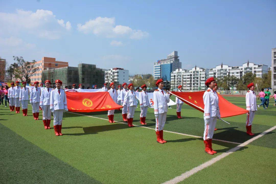 四川省广元中学看百年学府的文明模样