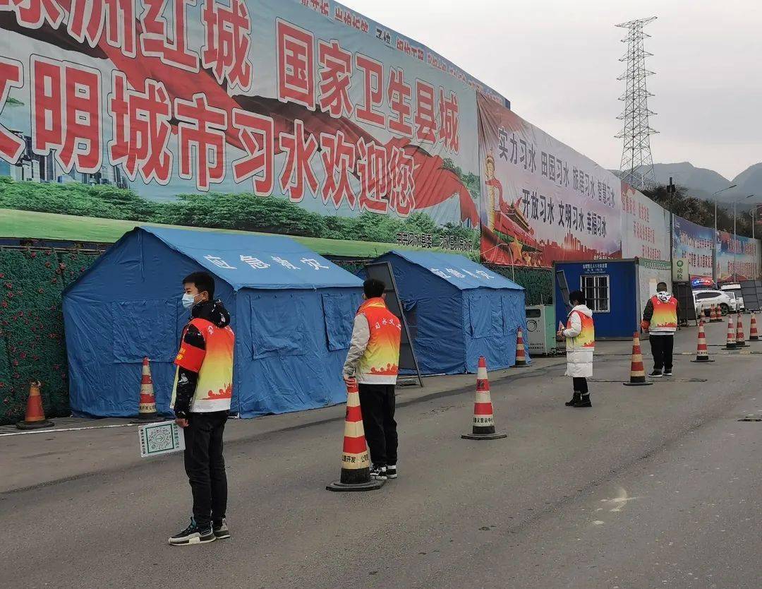 67高速路卡口战疫情筑牢防控第一线