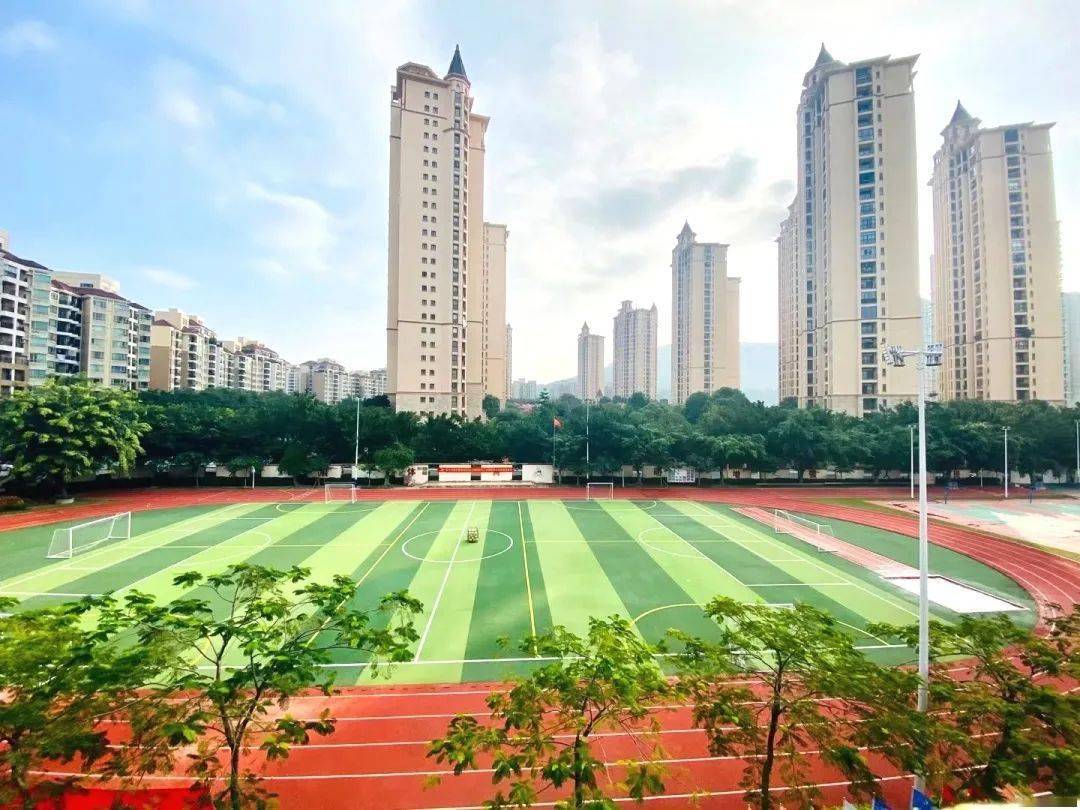 喜报丨凯茵学校被国家教育部授予全国青少年校园足球特色学校荣誉称号