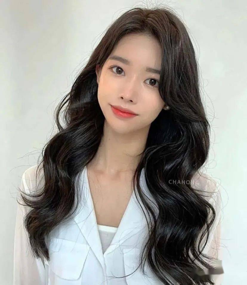 温柔甜妹" s 卷发"