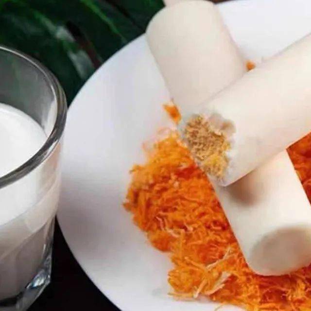 仅限10份50元抢5箱德氏黄小松蛋黄肉松雪糕65g36支箱