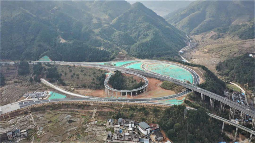 喜讯福银高速塔前互通项目正式通车