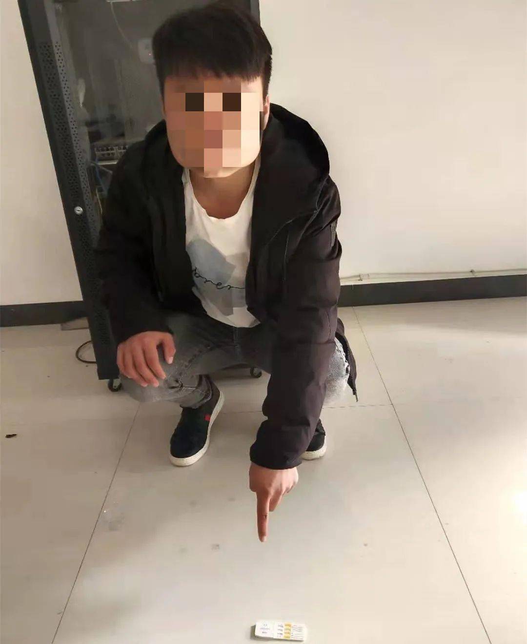 【祁东警事】石亭子派出所"春雷"行动剑指毒品犯罪