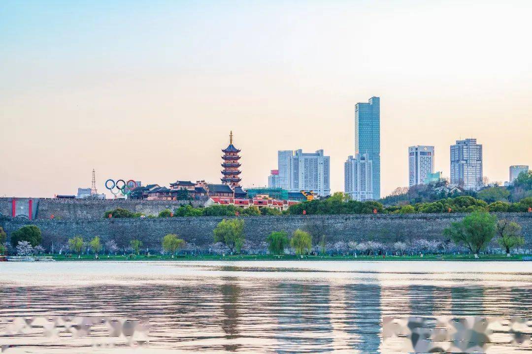 云南的省会是哪里啊 3011ba03dd5242ef8bf8ce187bea1709.jpeg